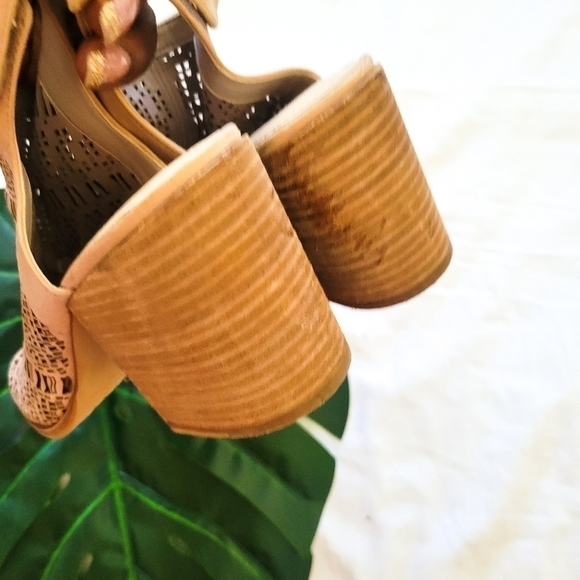 Vince camuto Keannie open toe booties block heel size 9.5 - Picture 11 of 13